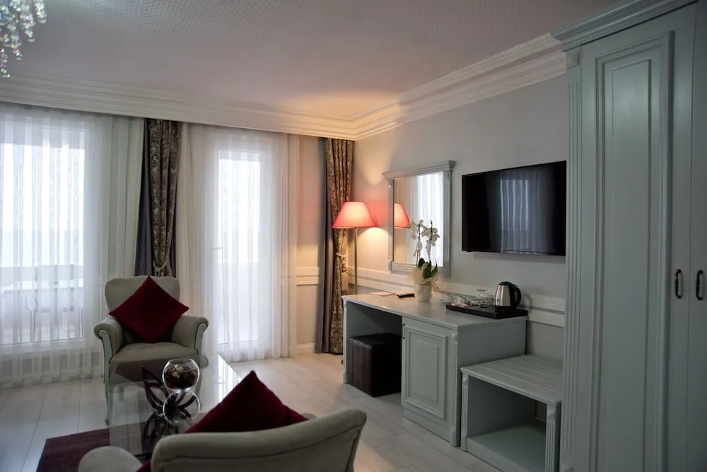 Süit, Balkon, Şehir Manzaralı