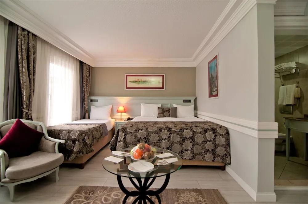 Süit, Balkon, Deniz Manzaralı