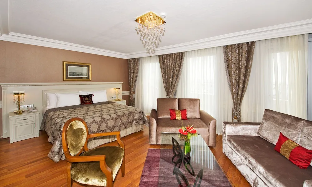 Süit, Balkon, Deniz Manzaralı