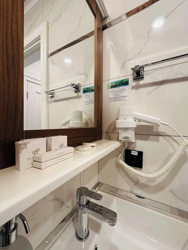 Annex Deluxe Room, 2 Bedrooms, Connecting Rooms, City View