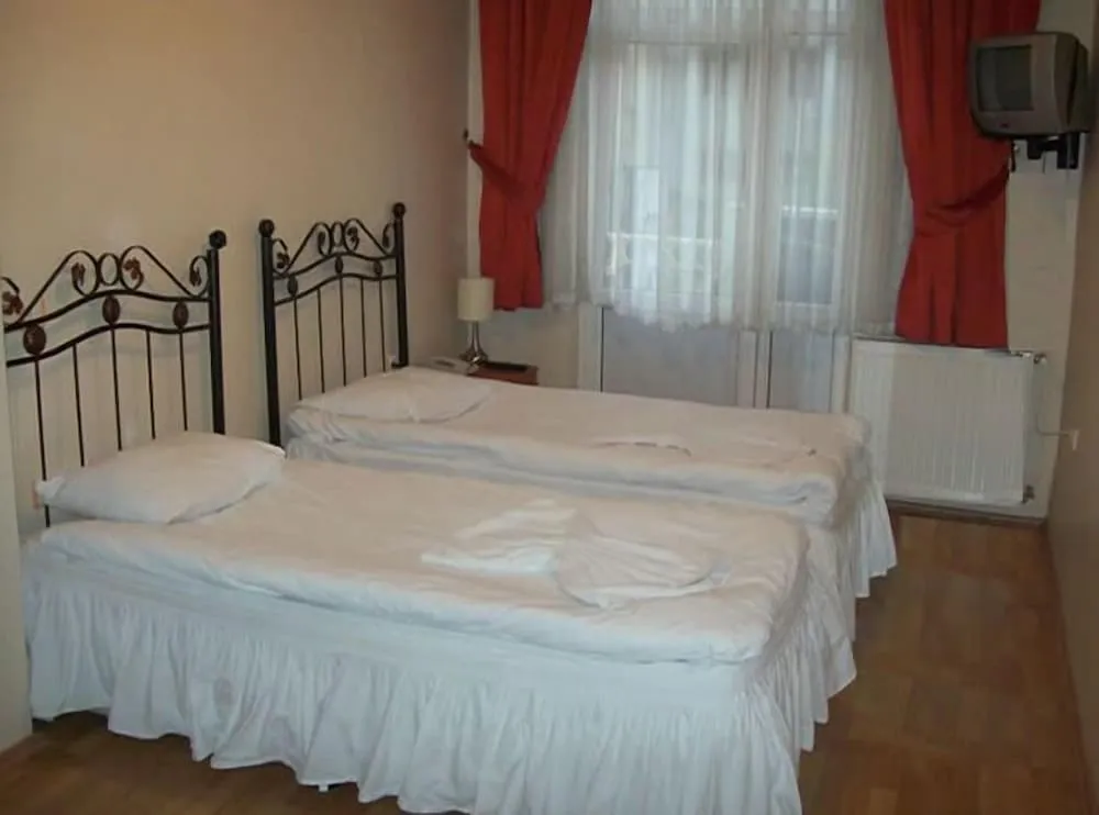Standard İki Ayrı Yataklı Oda