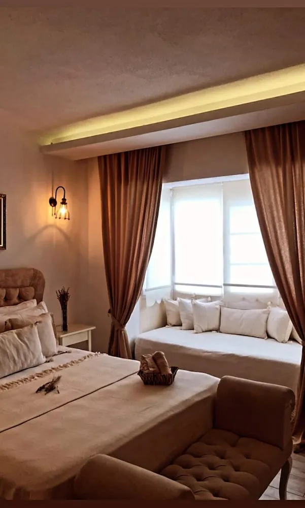 Süit, Şehir Manzaralı (Bay Window)