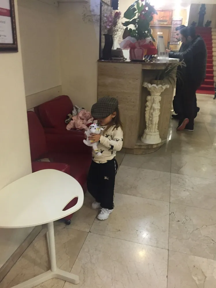 Üç Kişilik Oda