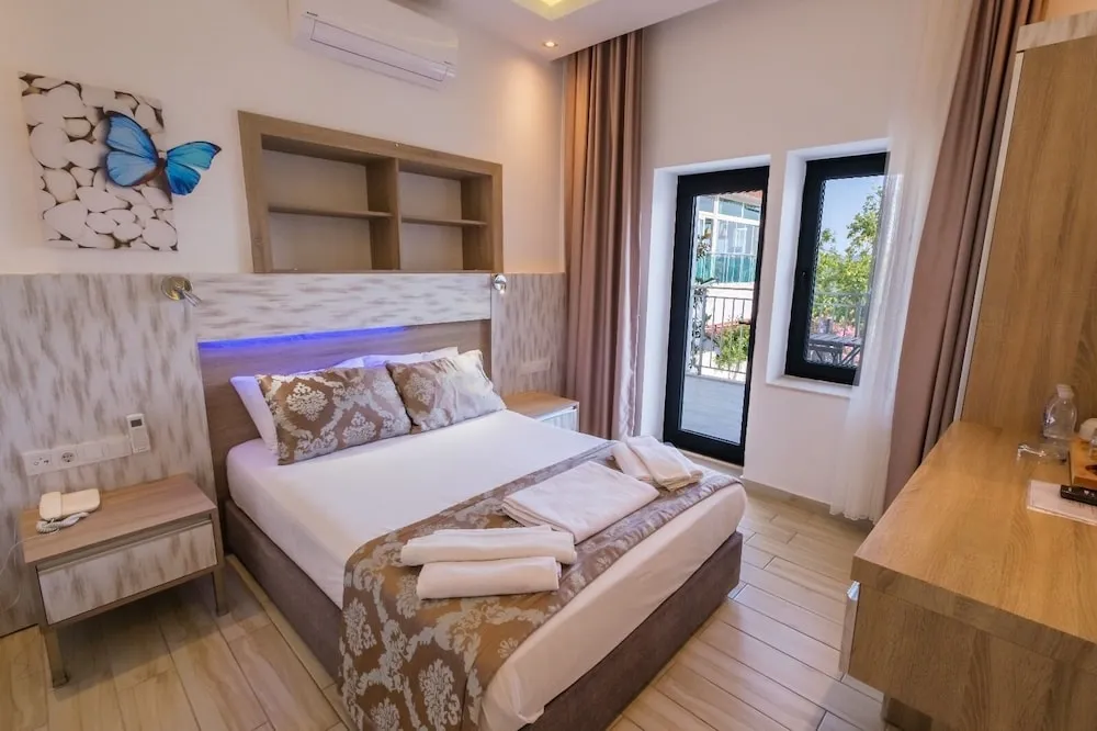 Deluxe Tek Büyük Yataklı Oda, Deniz Manzaralı