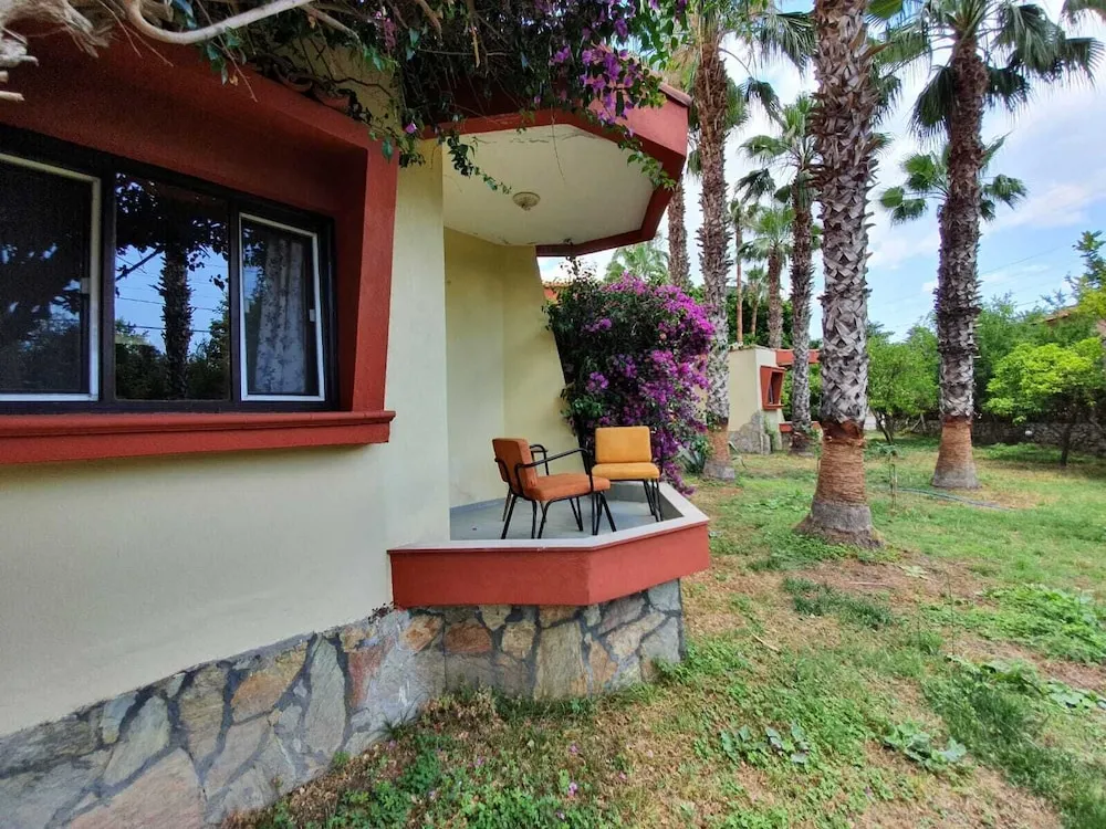 Standard Oda, 1 Büyük (Queen) Boy Yatak