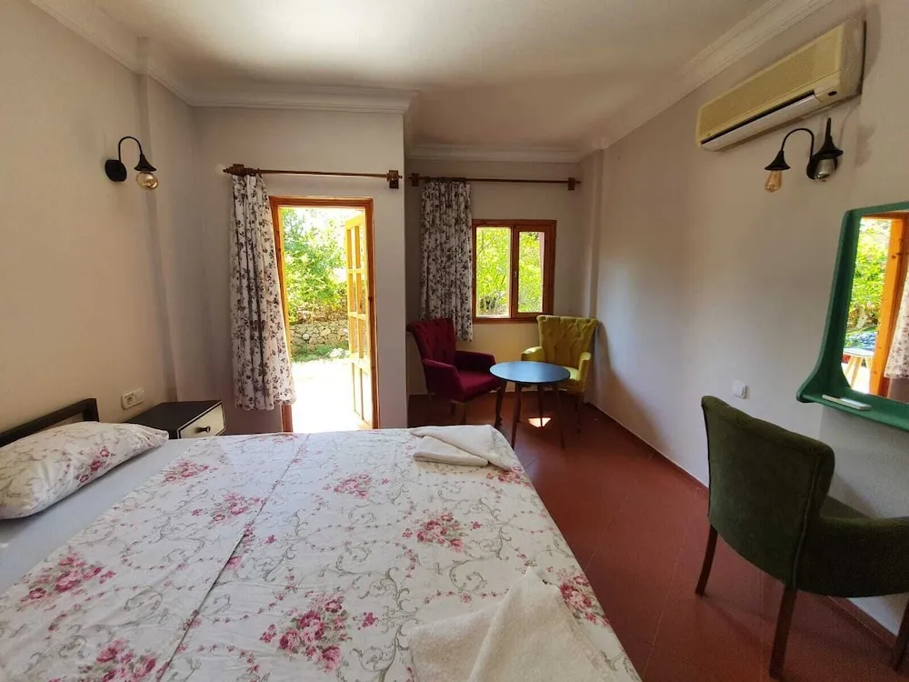 Standard Oda, 1 Büyük (Queen) Boy Yatak