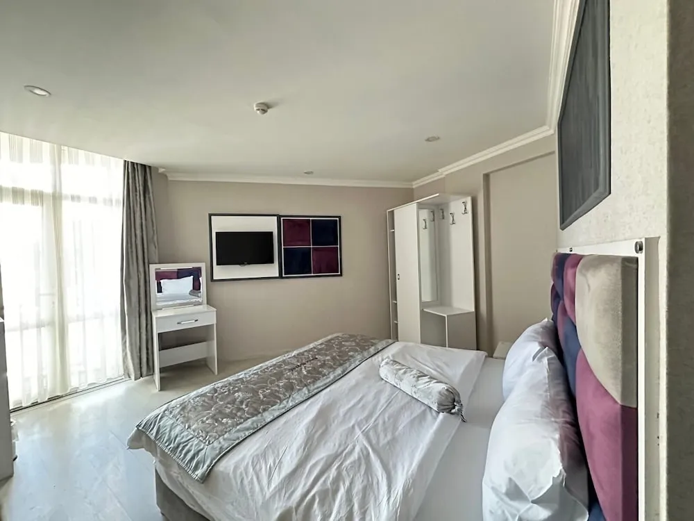 Deluxe Tek Büyük Yataklı Oda, Şehir Manzaralı