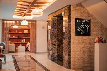 Adella Side Hotel