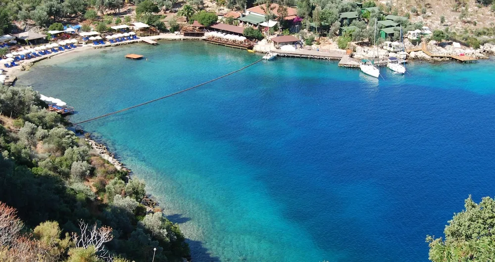 Nuri's Beach Bungalow