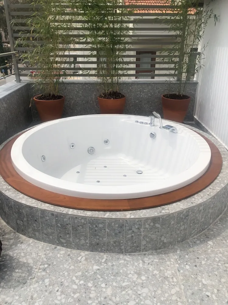 Deluxe Stüdyo Süit, 1 En Büyük (King) Boy Yatak, Sıcak Su Küveti