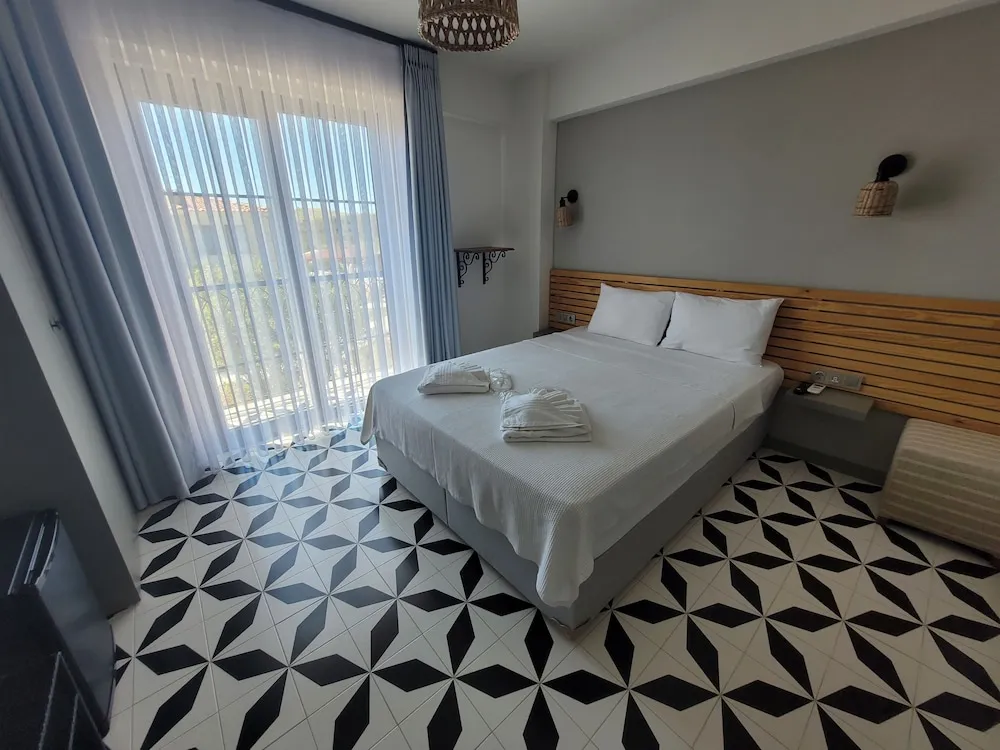 Junior Tek Büyük Yataklı Oda, Balkon