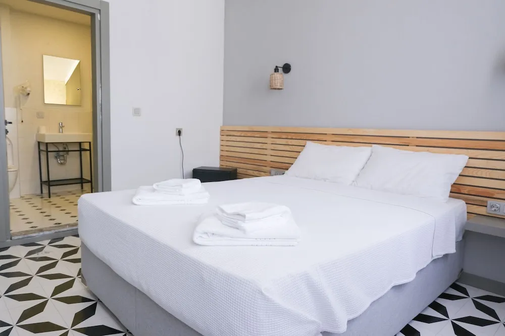 Comfort Tek Büyük Yataklı Oda