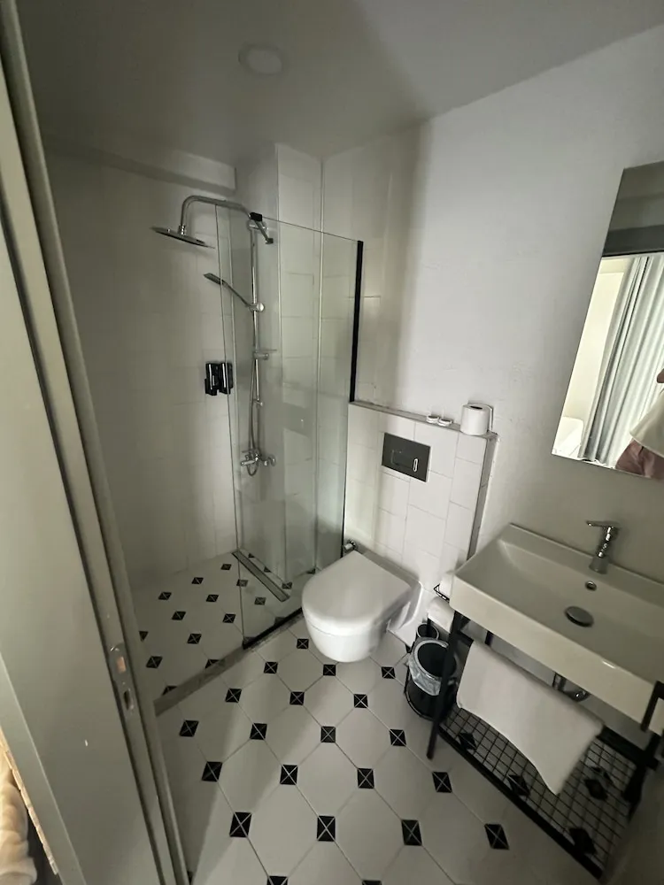 Family Dört Kişilik Oda, Balkon, Bahçe Manzaralı