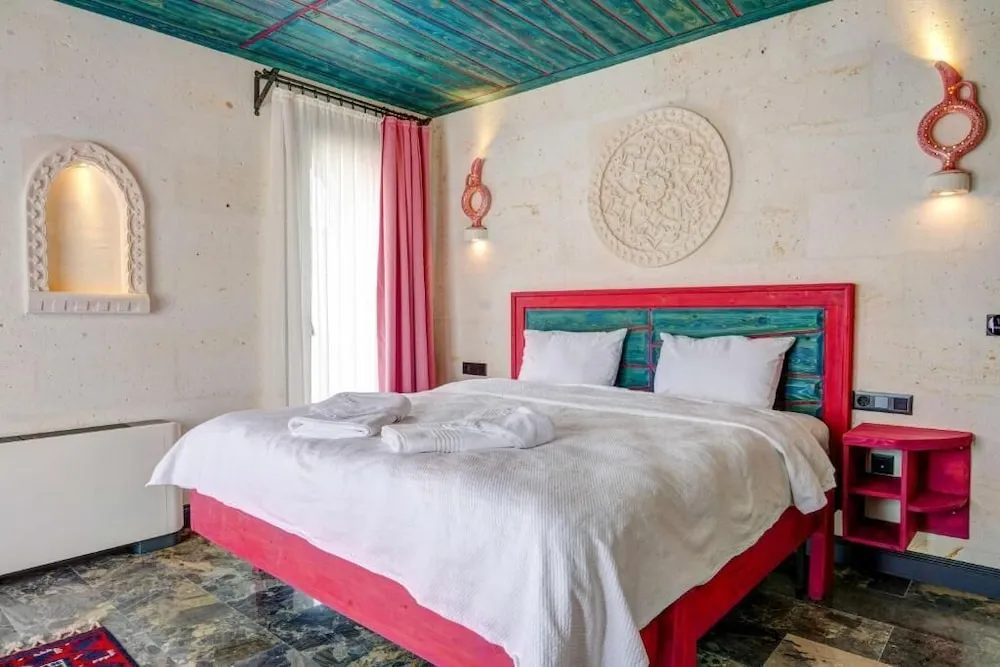 JUNIOR SUITE WITH BALCONY