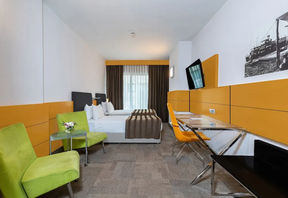 Executive Room with Lounge Access