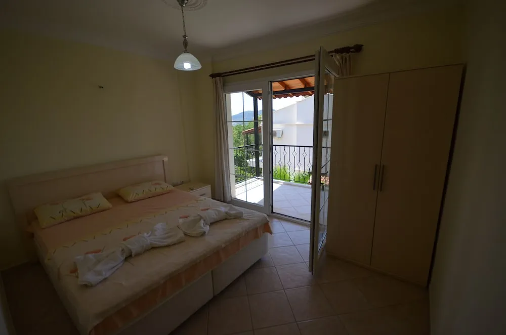 Deluxe Villa