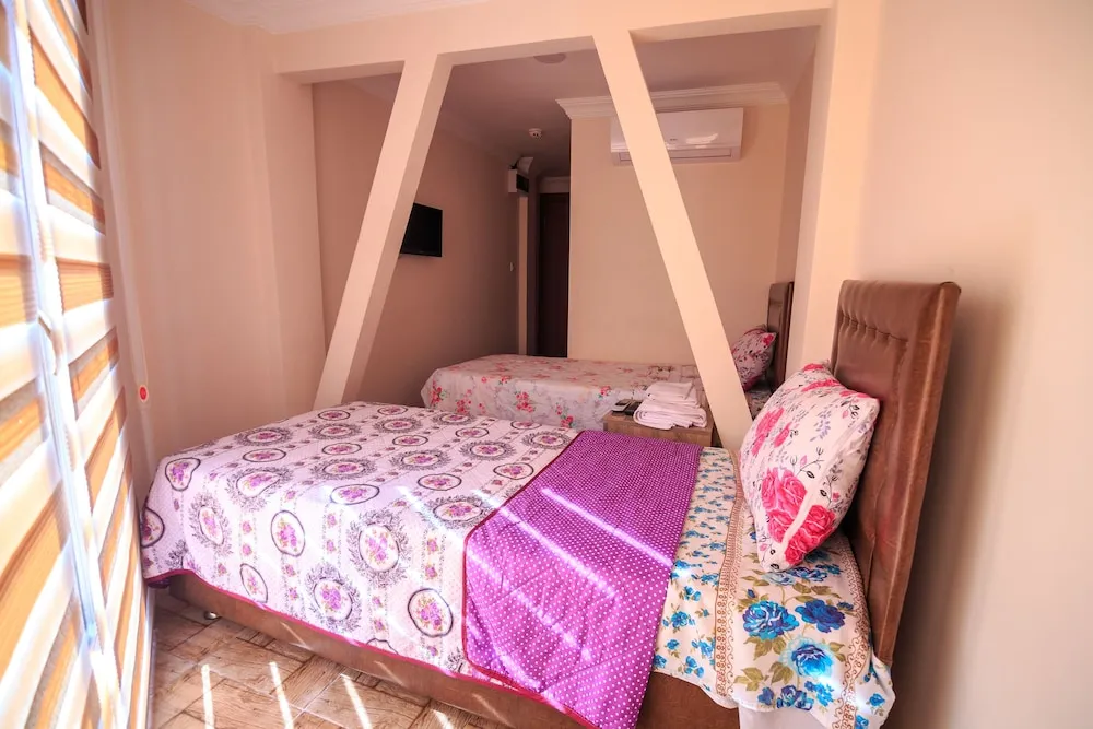 Economy İki Ayrı Yataklı Oda