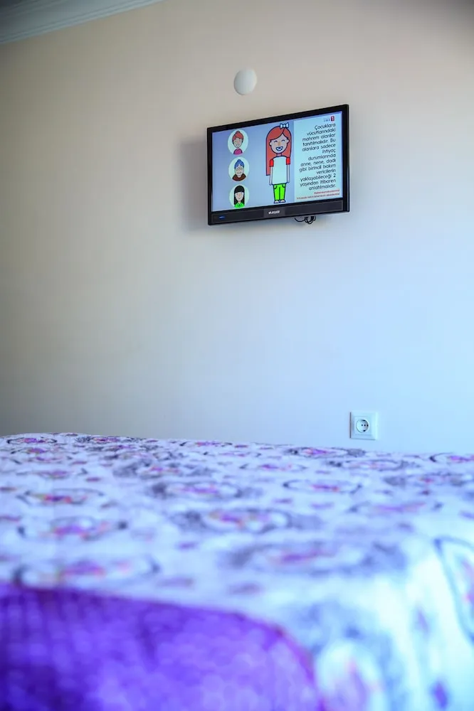 Comfort Tek Büyük veya İki Ayrı Yataklı Oda