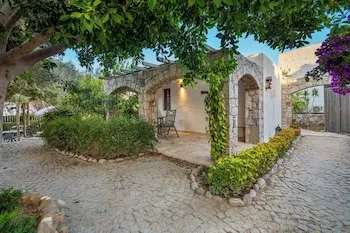 Kaya Guest House