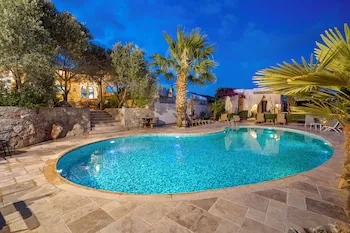 Kaya Guest House