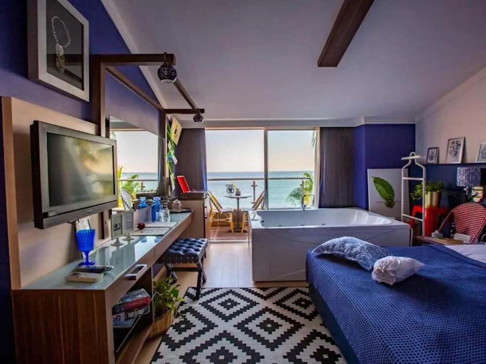 Suite Room With Jacuzzi