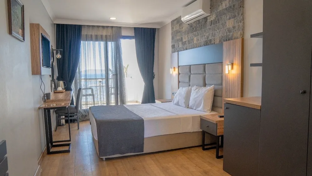 Deluxe Oda, 1 Çift Kişilik Yatak, Sigara İçilmez, Deniz Manzaralı