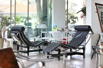 Hotel Caravelle