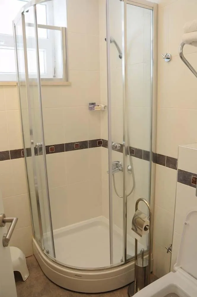 Standard Apart Daire, Bahçeli