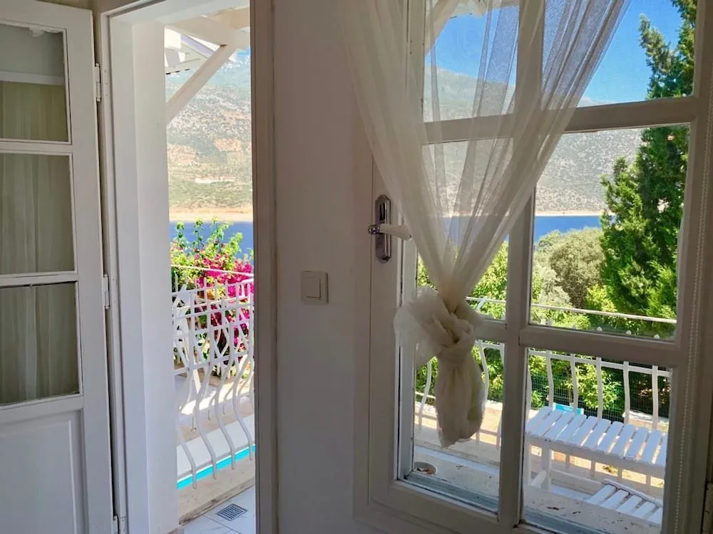 Standard Oda, Deniz Manzaralı