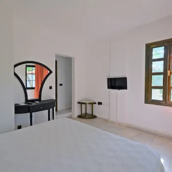 Club Mel Holiday Resort