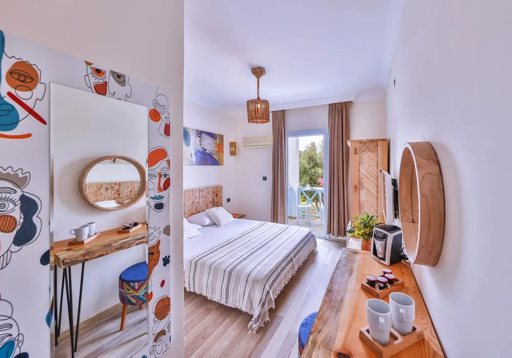 Standard Tek Büyük Yataklı Oda, Bahçe Manzaralı