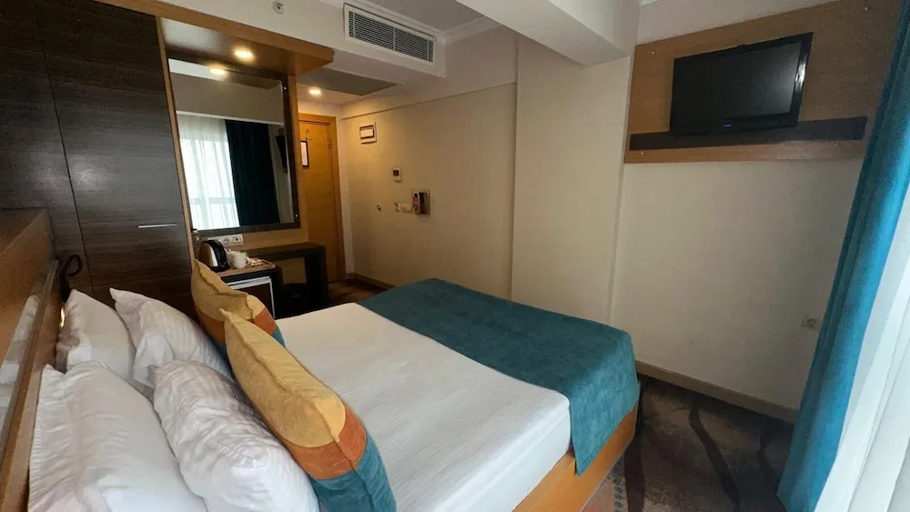 Economy Oda, Deniz Manzaralı