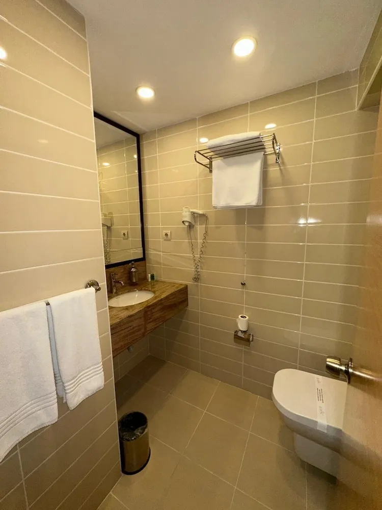 Deluxe Üç Kişilik Oda