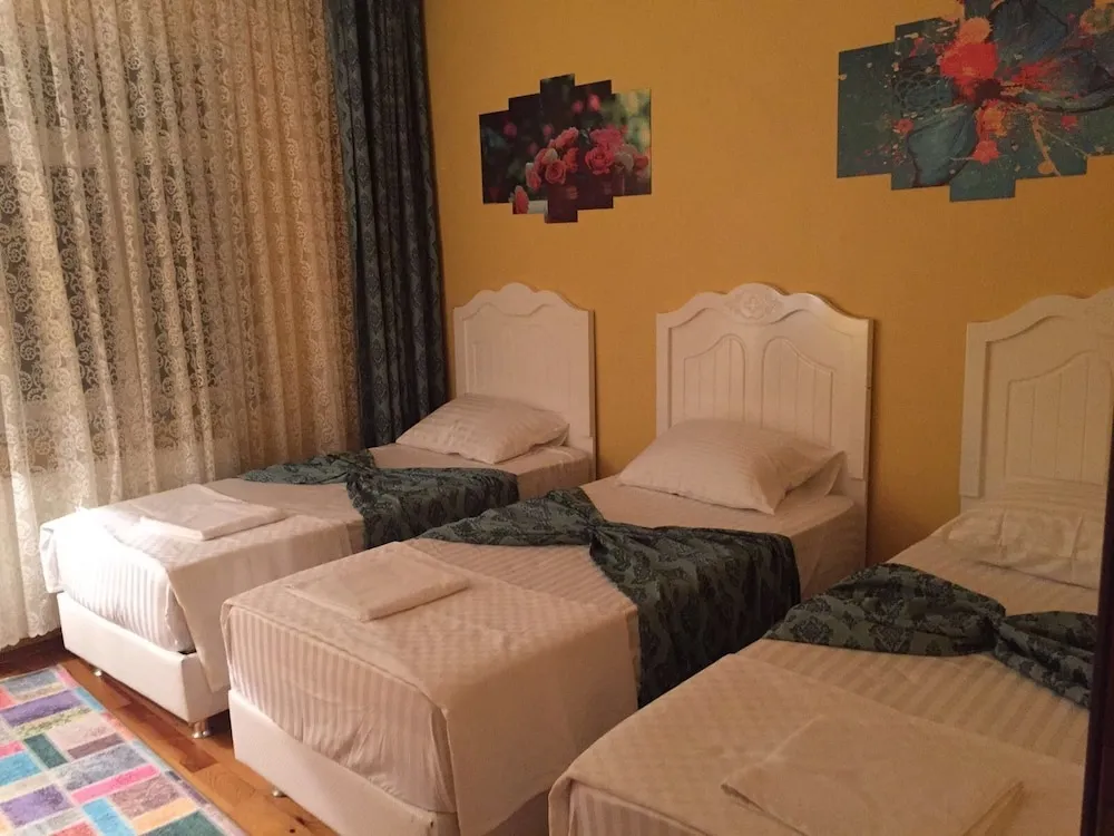 Apart Daire, 5 Yatak Odası