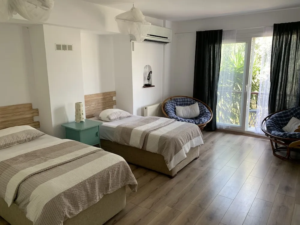 Standard İki Ayrı Yataklı Oda, 1 Yatak Odası, Balkon, Bahçe Manzaralı