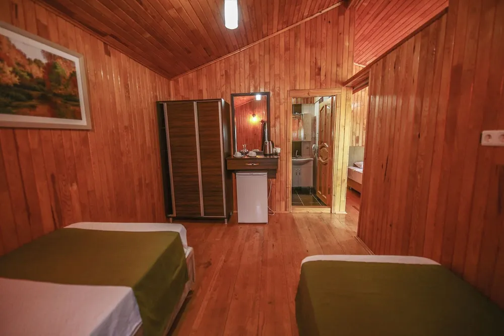 Quadruple Bungalow Room