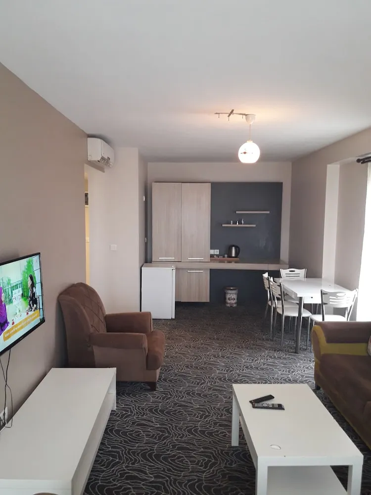 Apart Daire, Birden Çok Yatak, Sigara İçilmez