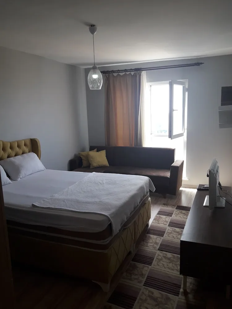 Apart Daire, Birden Çok Yatak, Sigara İçilmez