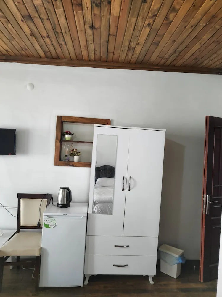 Basic Üç Kişilik Oda