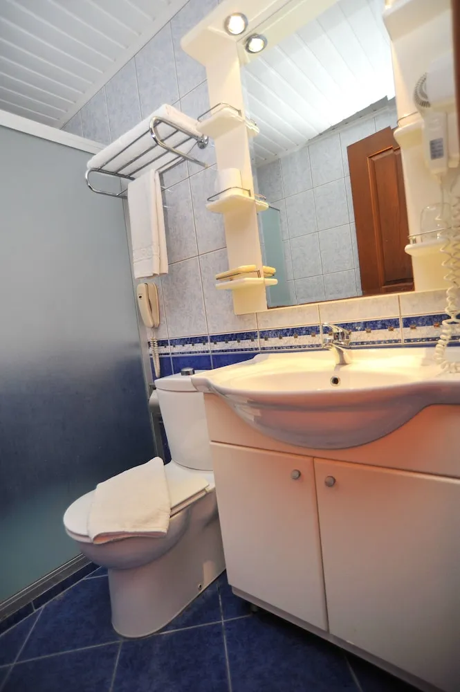 Junior Suite Partial Sea View