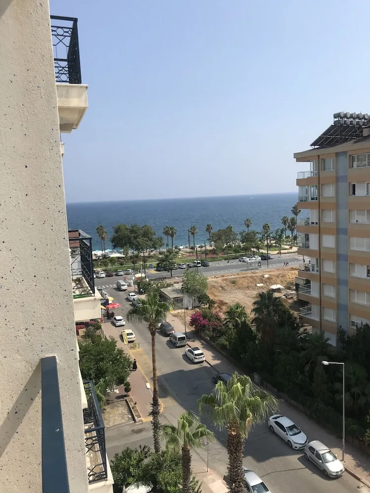 Junior Suite Partial Sea View