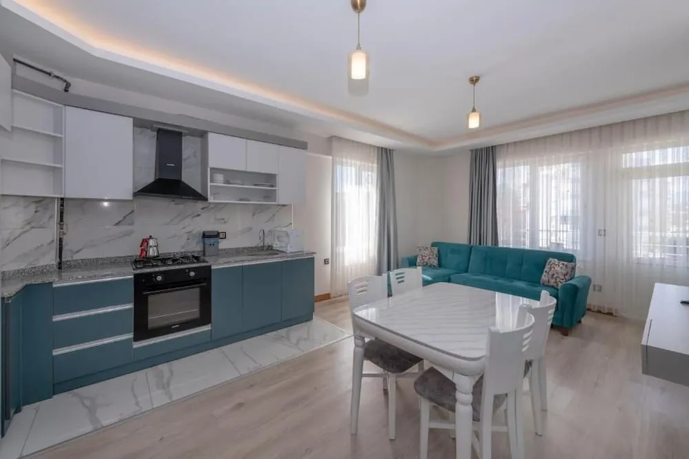 Deluxe Süit, 1 Yatak Odası, Kısmi Deniz Manzaralı