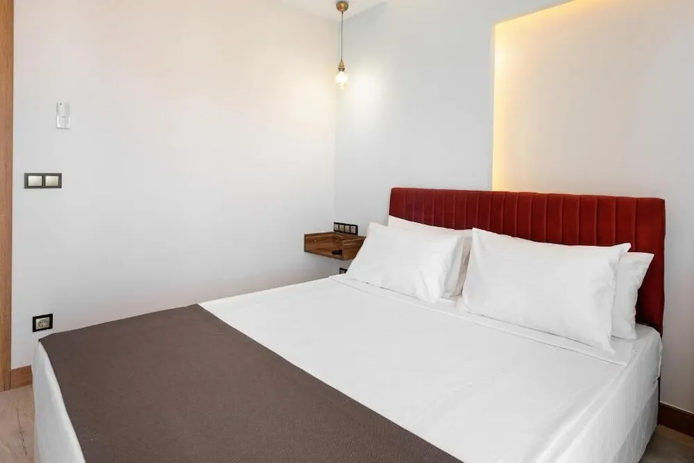 Deluxe Süit, 1 Yatak Odası, Kısmi Deniz Manzaralı