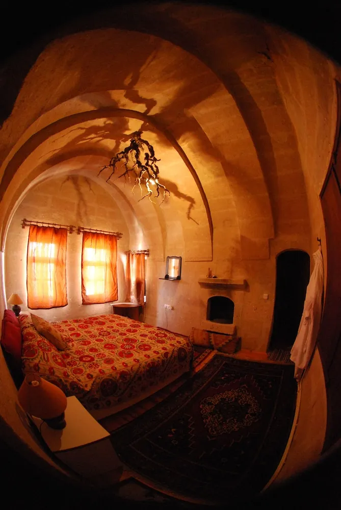 Standard Cave Room
