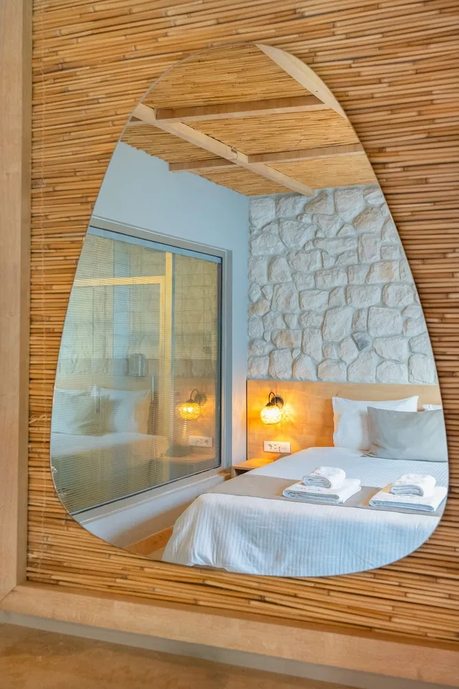 Deluxe Tek Büyük Yataklı Oda, Sigara İçilebilir, Balkon/Veranda