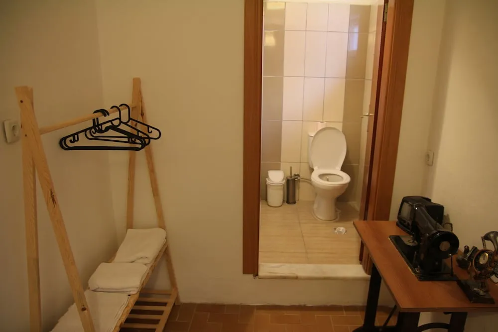 Junior Tek Büyük Yataklı Oda