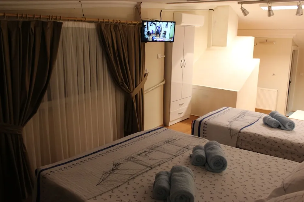 Çatı Katı (Loft), Sigara İçilmez