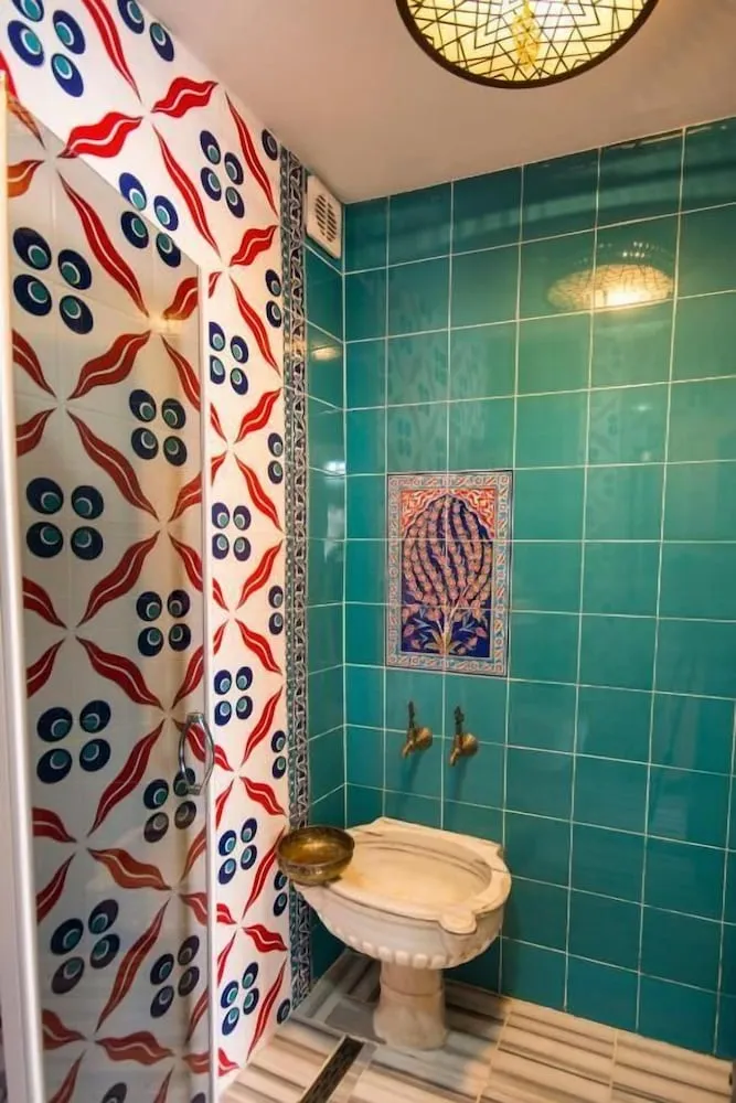 Deluxe Dört Kişilik Oda