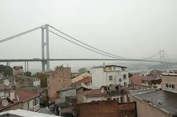 Bufes Hotel