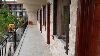Shah Sultan Ozturk Hotel